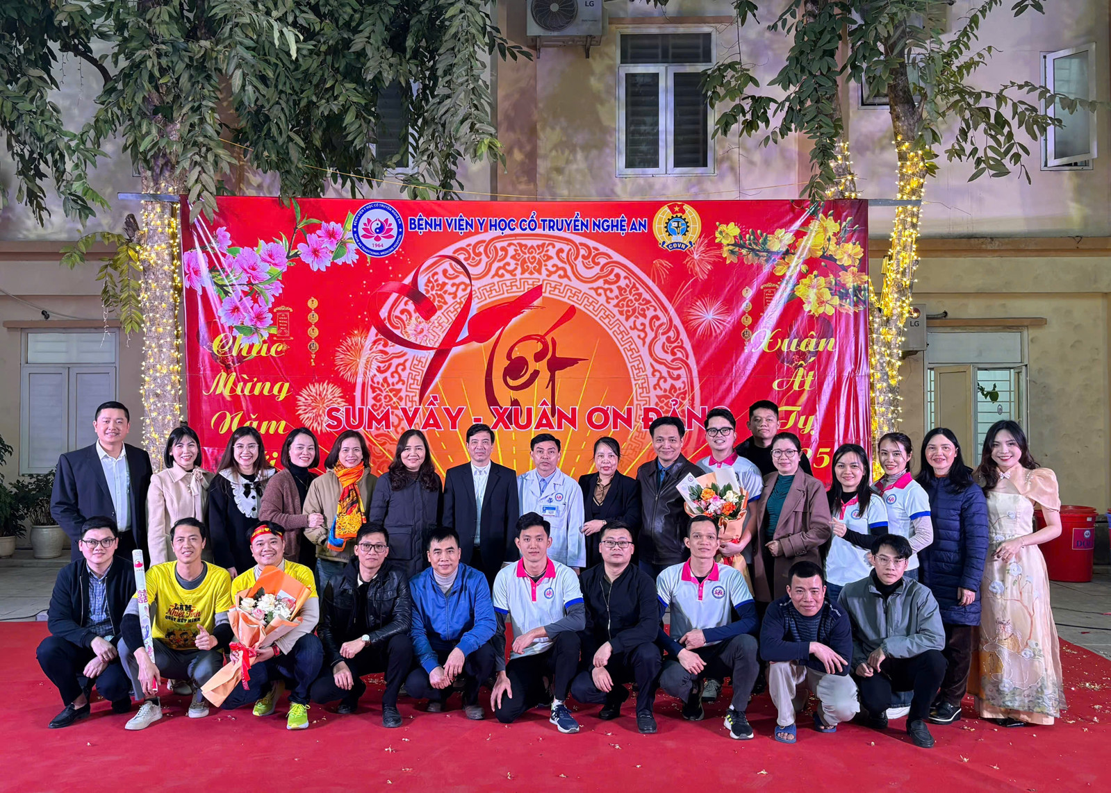 Media.NewsItem.ImageAlternateTextFormat