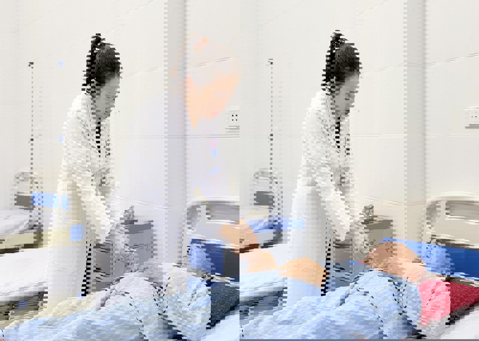 Media.NewsItem.ImageAlternateTextFormat