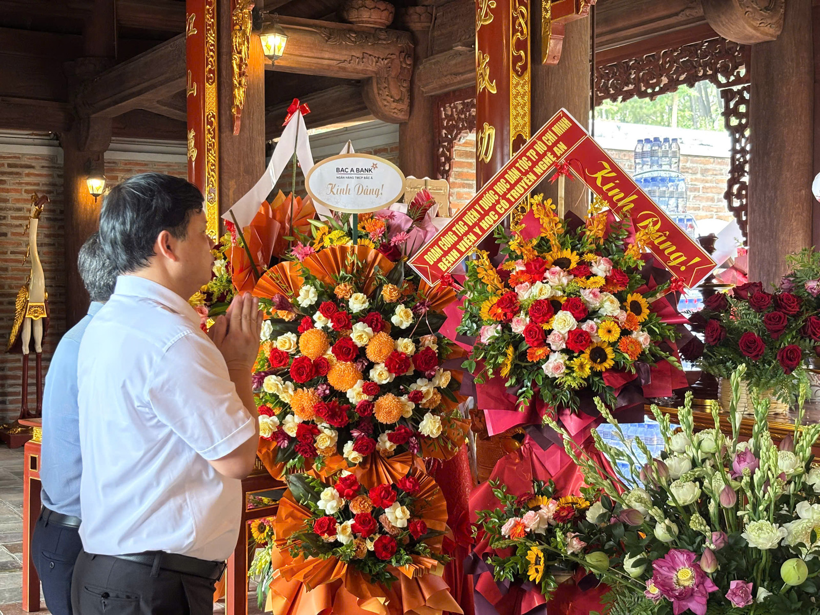 Media.NewsItem.ImageAlternateTextFormat