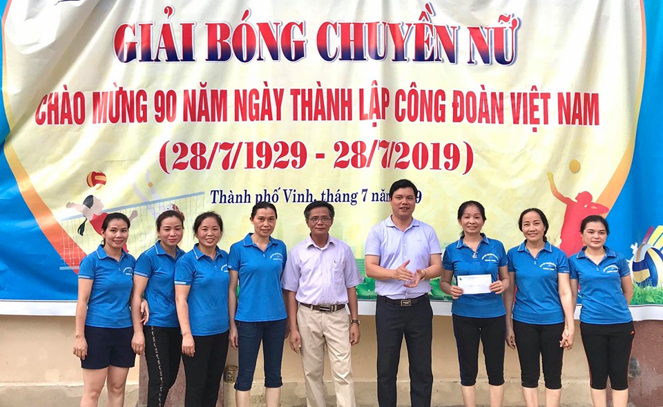 Media.NewsItem.ImageAlternateTextFormat