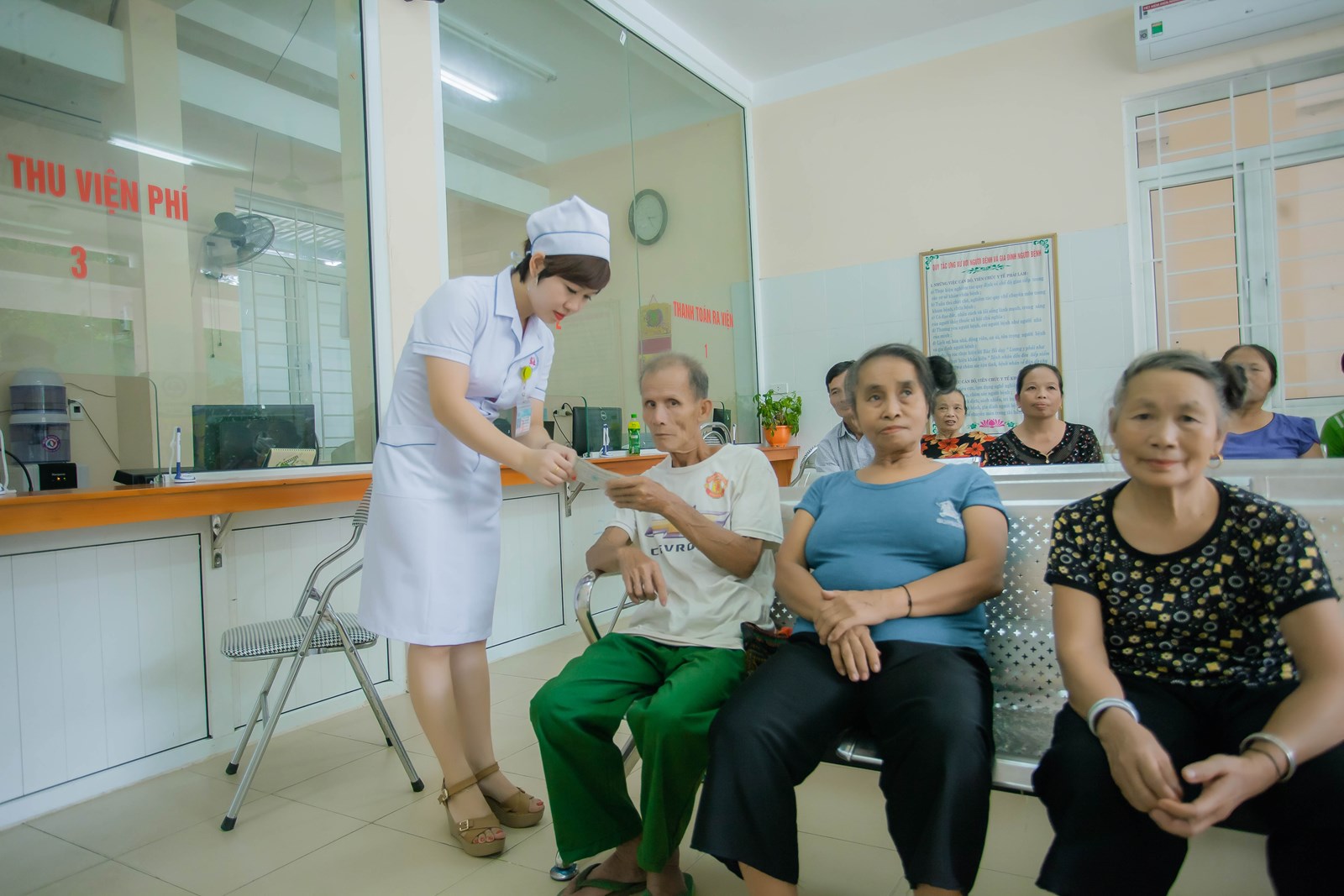 Media.NewsItem.ImageAlternateTextFormat