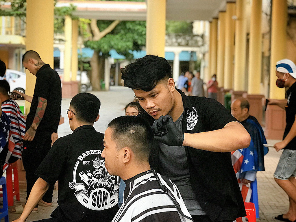 Media.NewsItem.ImageAlternateTextFormat