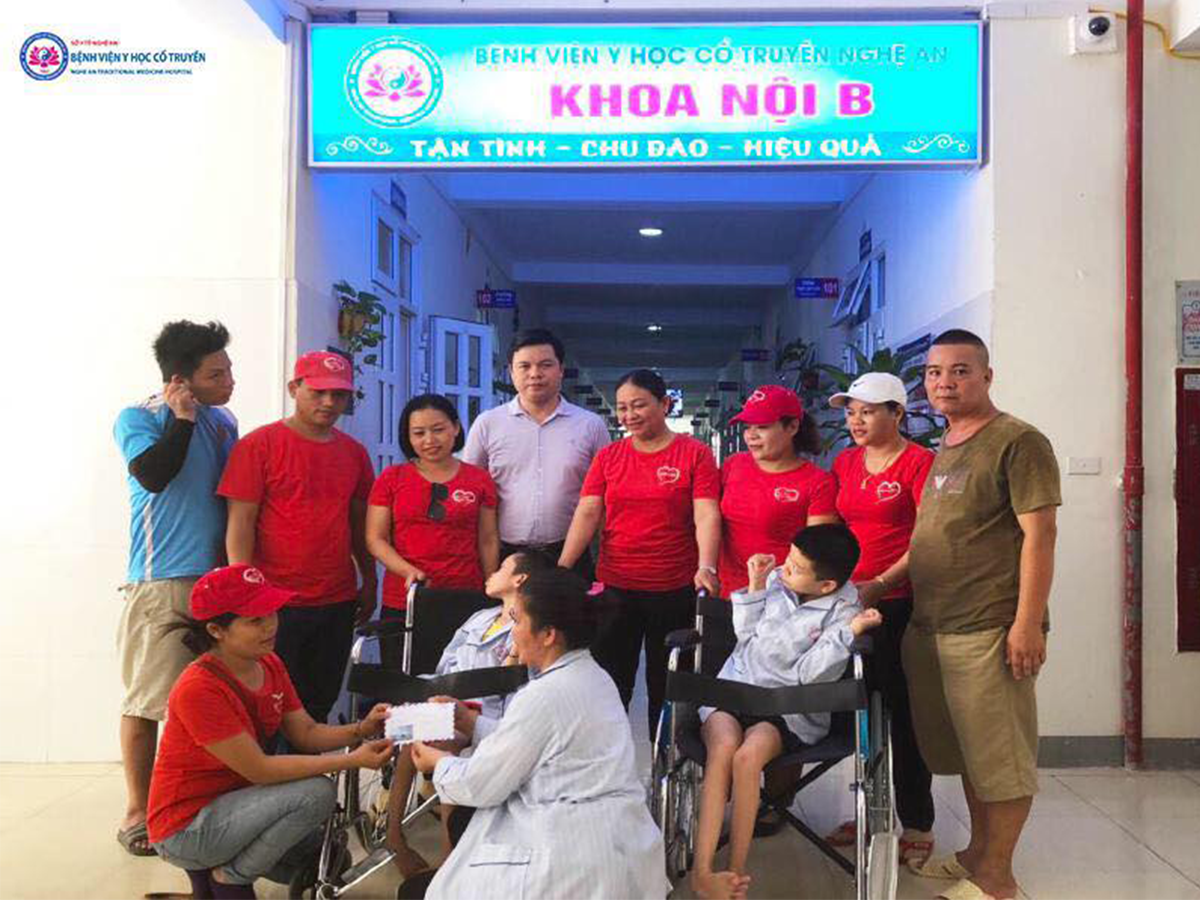 Media.NewsItem.ImageAlternateTextFormat