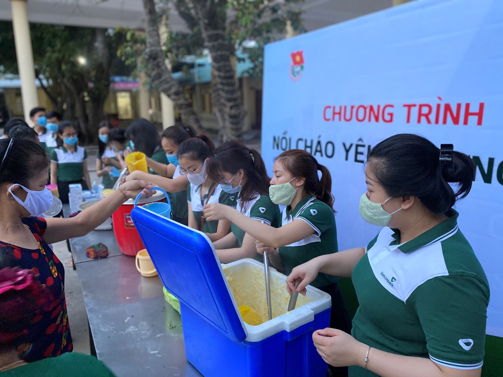 Media.NewsItem.ImageAlternateTextFormat