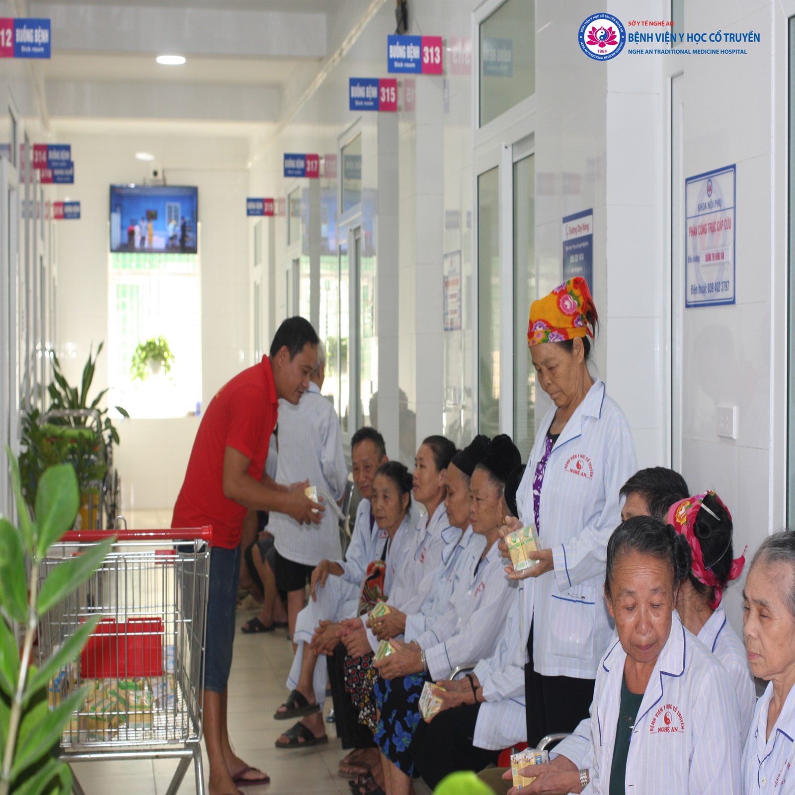 Media.NewsItem.ImageAlternateTextFormat