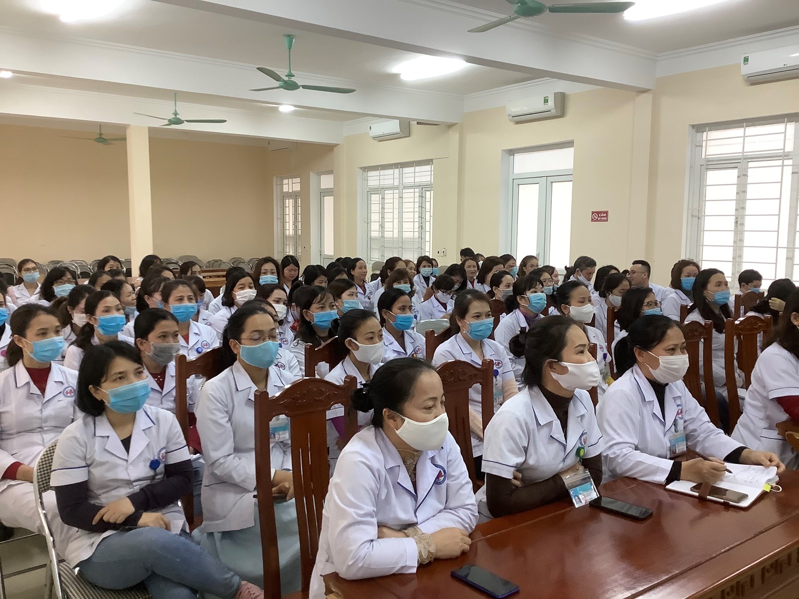 Media.NewsItem.ImageAlternateTextFormat