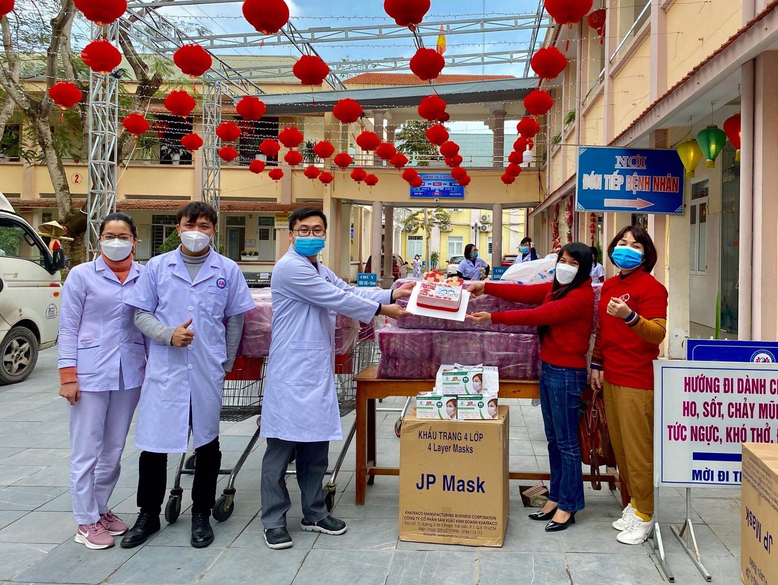 Media.NewsItem.ImageAlternateTextFormat