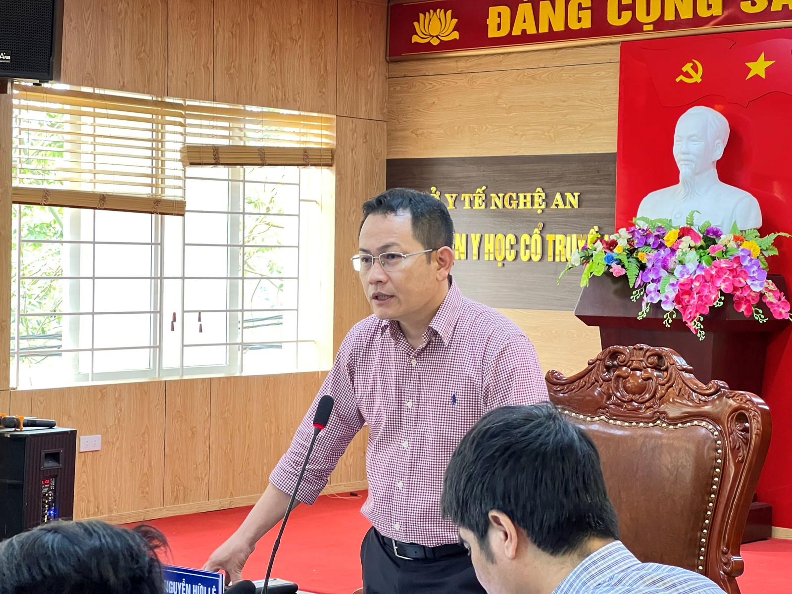 Media.NewsItem.ImageAlternateTextFormat