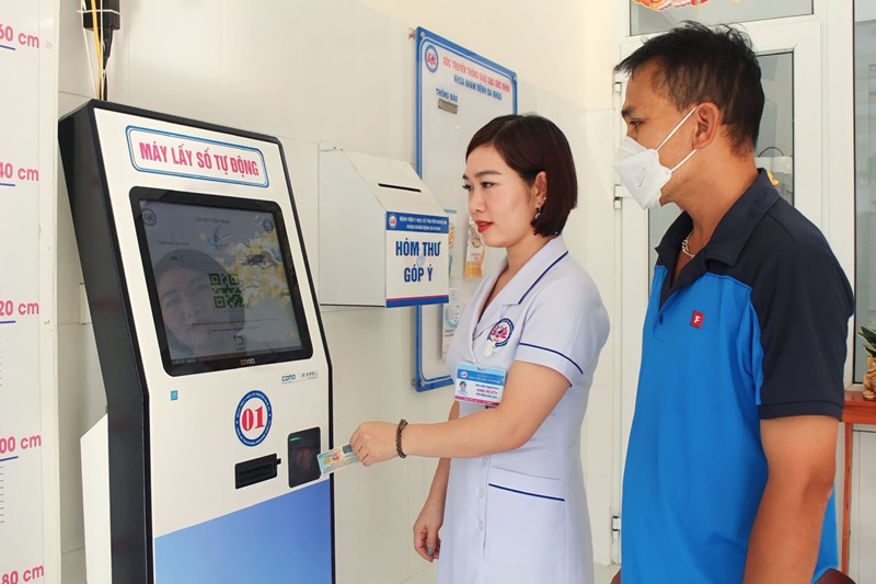 Media.NewsItem.ImageAlternateTextFormat