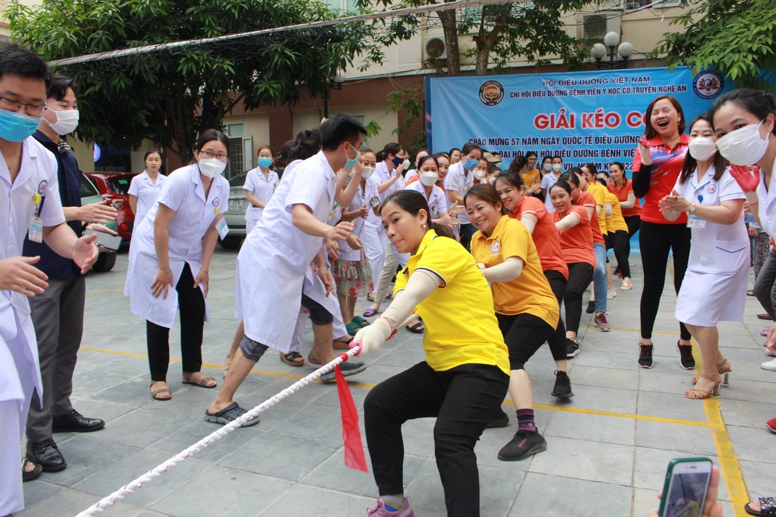 Media.NewsItem.ImageAlternateTextFormat