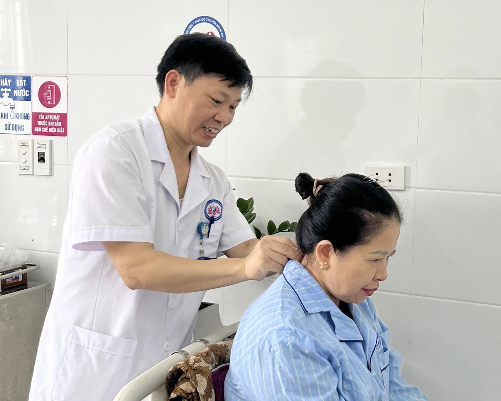 Media.NewsItem.ImageAlternateTextFormat